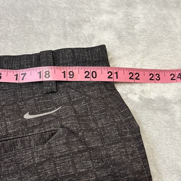 NIKE GOLF Tour Performance Shorts Mens Size 40 Gray Flat Front Chino Dri-Fit - Picture 6 of 9